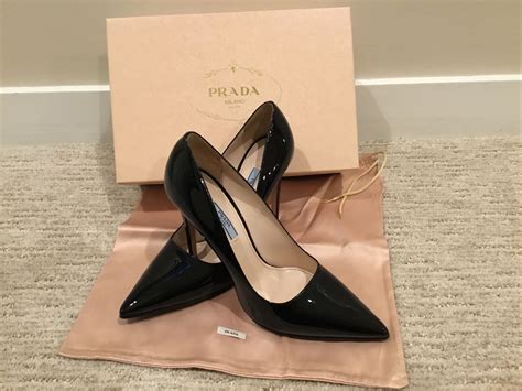 scarpe vernice prada prezzi|Mocassini in vernice in Nero .